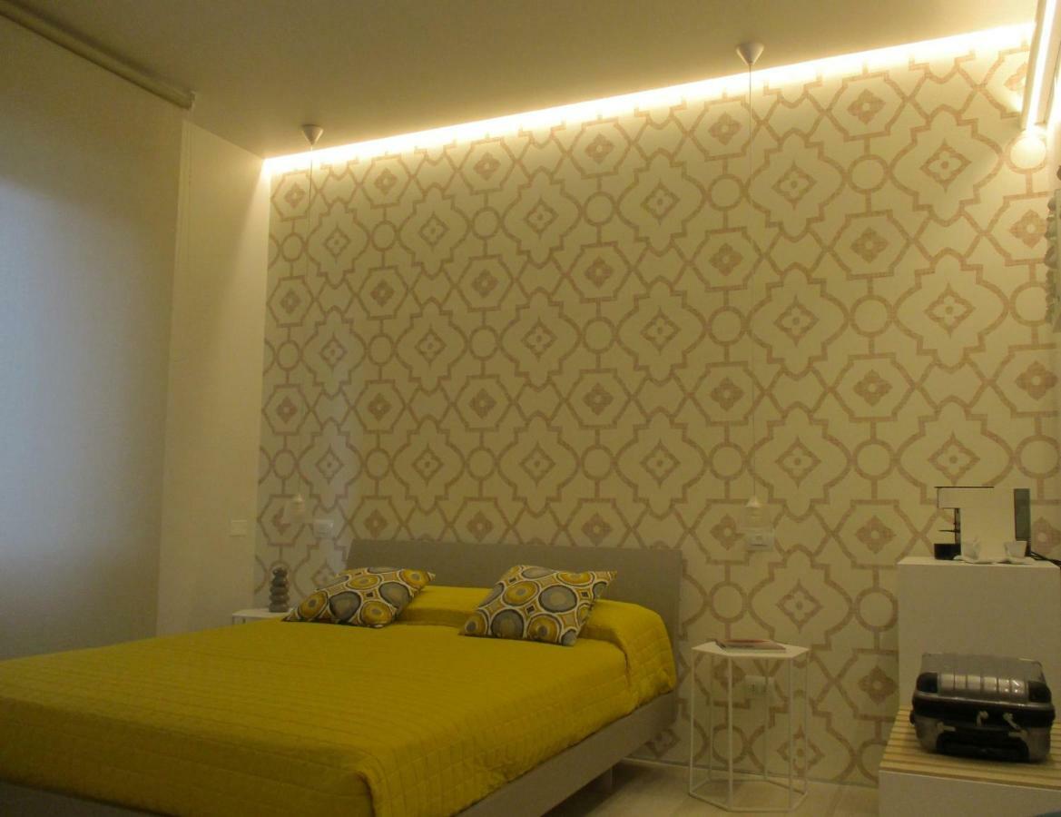 Mediterranean Concept House Hotel ลาสเปเซีย ภายนอก รูปภาพ