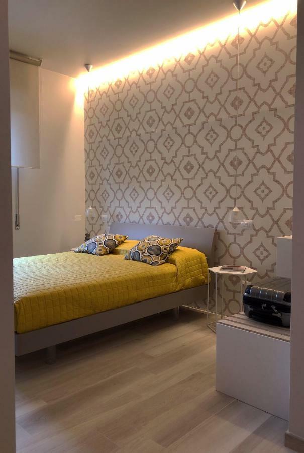 Mediterranean Concept House Hotel ลาสเปเซีย ภายนอก รูปภาพ